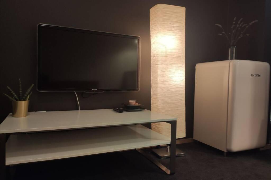 פטוי Studio Apartment "Iris" מראה חיצוני תמונה